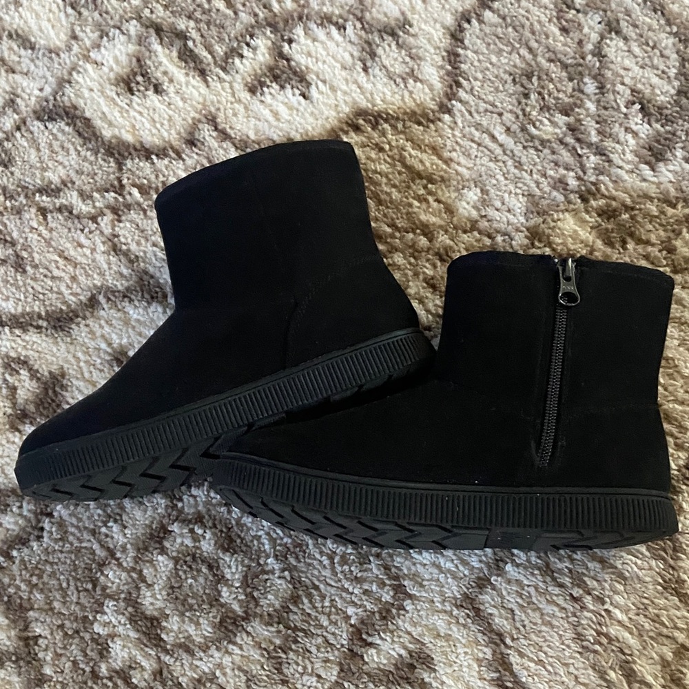 Girls Boots